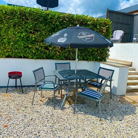 The Retreat, Sauna & Hot Tub, Charming & Cosy Gem Blandford Forum Esterno foto