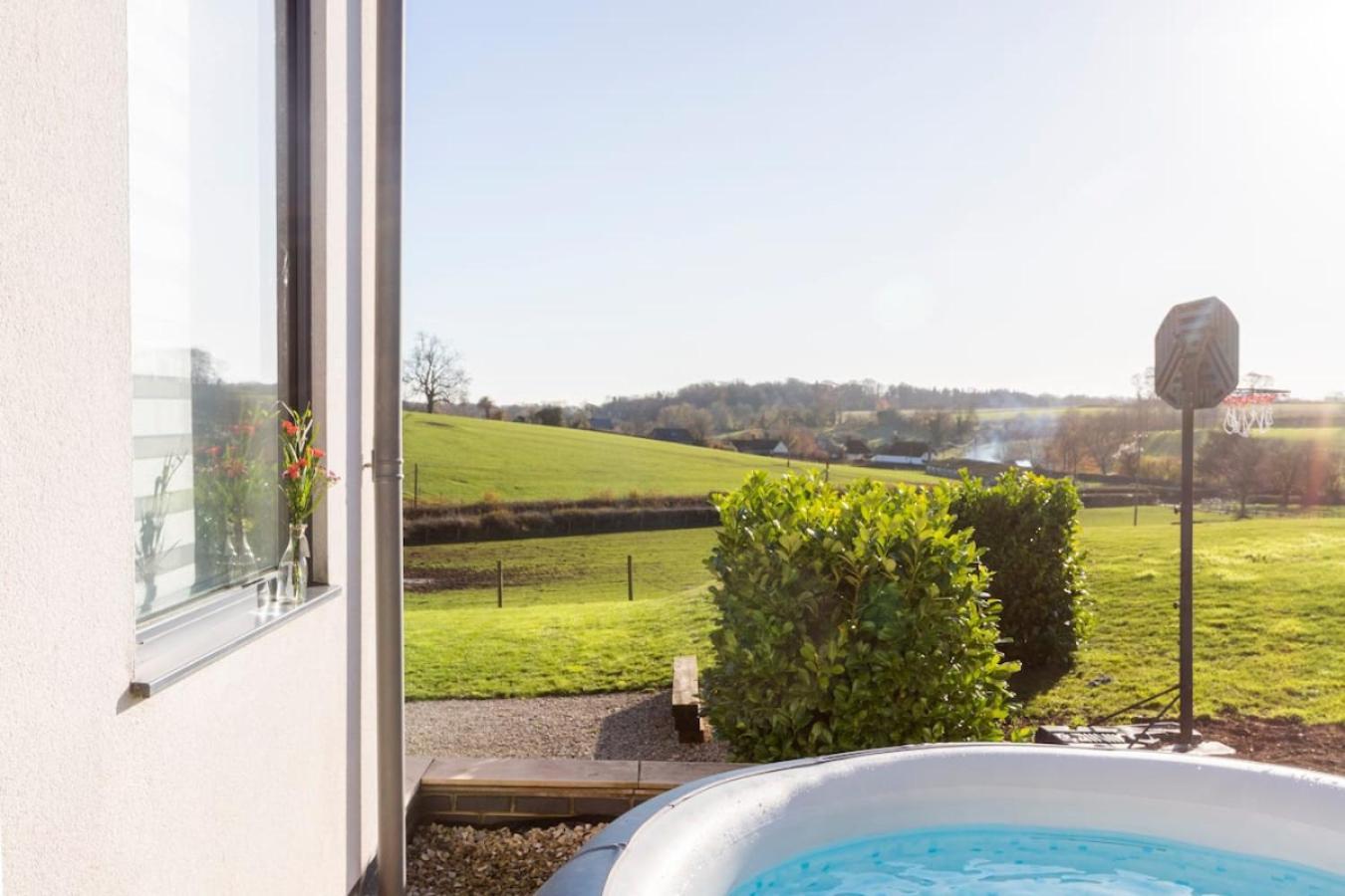The Retreat, Sauna & Hot Tub, Charming & Cosy Gem Blandford Forum Esterno foto